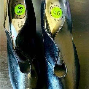 Black casual low heels.